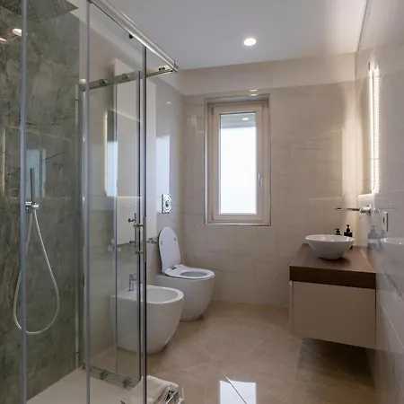 Amabile Luxury 4*